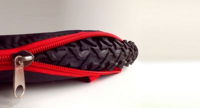Сумка-чехол для колеса Veloangar №5 Черный с красными элементами Veloangar №5